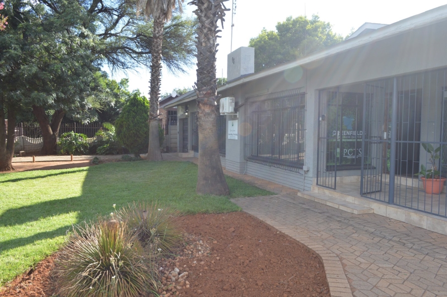 4 Bedroom Property for Sale in Flimieda North West